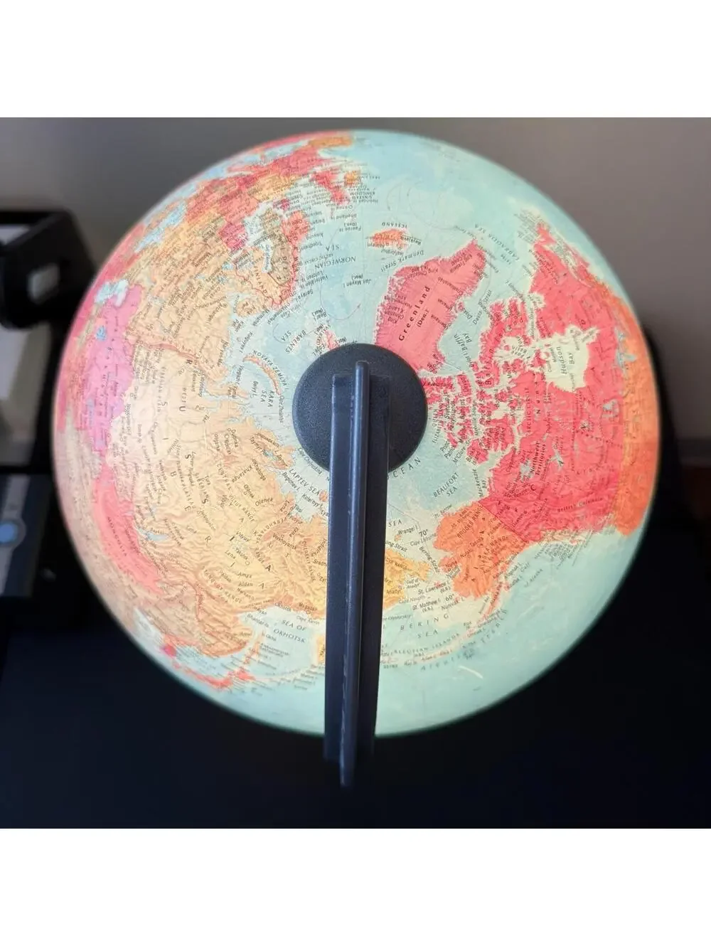 Light Up Globe